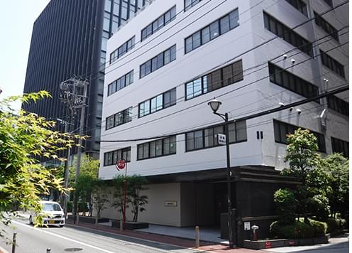 福岡本社の外観